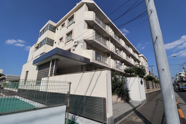 第2小美野マンションの物件外観写真